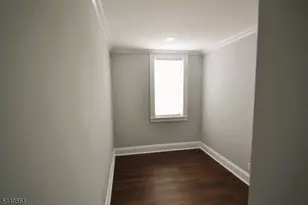 56 Hobart Pl, Clifton, NJ 07011 - Photo 9