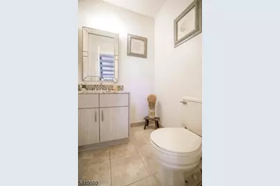 30 Chestnut Ct Ondo, Bernards Township, NJ 07920 - Photo 11