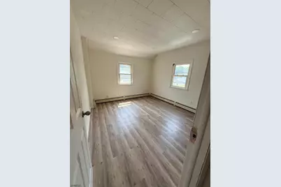 201 Eagle Rock Ave #2, Roseland, NJ 07068 - Photo 11