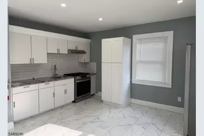 225 E 19th St #2, Paterson, NJ 07524 - Photo 3