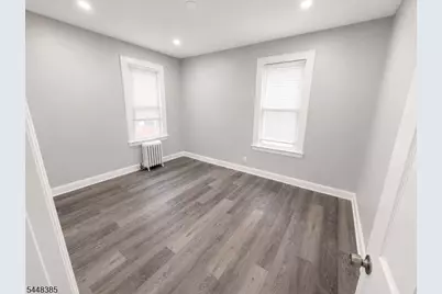 197 Hansbury Ave, Newark, NJ 07112 - Photo 11