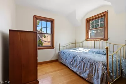 366 Vosseller Ave, Bound Brook, NJ 08805 - Photo 19