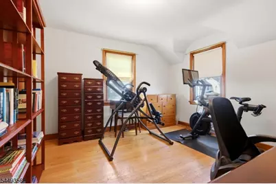 366 Vosseller Ave, Bound Brook, NJ 08805 - Photo 21
