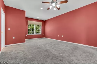 25 Daulton Dr, Franklin Township, NJ 08873 - Photo 31