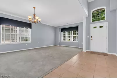 25 Daulton Dr, Franklin Township, NJ 08873 - Photo 9