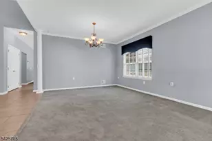 25 Daulton Dr, Franklin Township, NJ 08873 - Photo 11