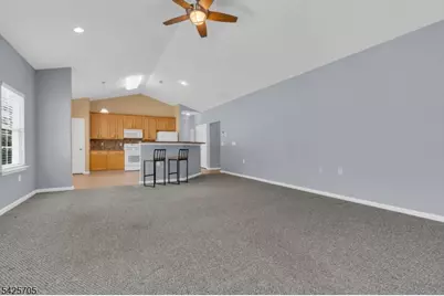25 Daulton Dr, Franklin Township, NJ 08873 - Photo 21