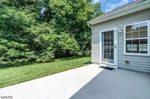 25 Daulton Dr, Franklin Township, NJ 08873 - Photo 41