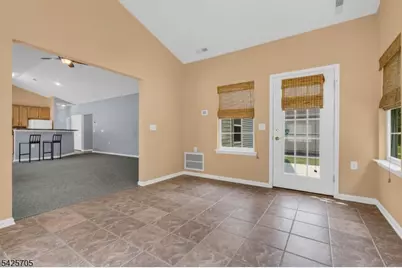 25 Daulton Dr, Franklin Township, NJ 08873 - Photo 37