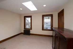 81 Savoy Pl, Prospect Park, NJ 07508 - Photo 5