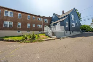 49-51 Caldwell Pl, Springfield, NJ 07081 - Photo 9