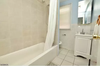 83 Berkeley Ave, Bloomfield, NJ 07003 - Photo 7