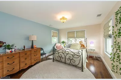 121 Maxim Dr, Hopatcong, NJ 07843 - Photo 23