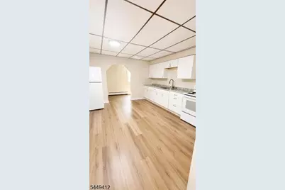 214 Washington St, Phillipsburg, NJ 08865 - Photo 3