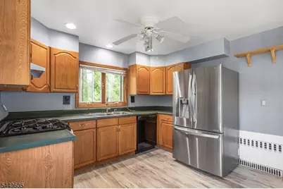 102 Island Ave, Little Falls Township, NJ 07424 - Photo 15
