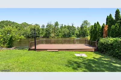 102 Island Ave, Little Falls Township, NJ 07424 - Photo 5