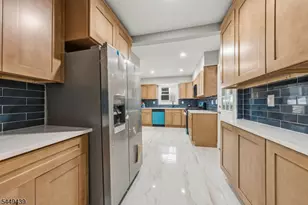 179 Chancellor Ave, Newark, NJ 07112 - Photo 17