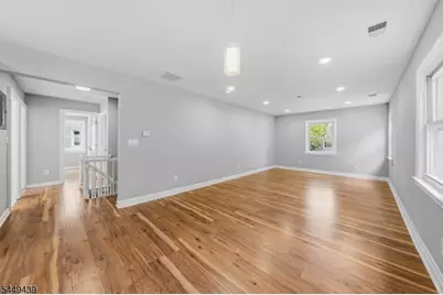 179 Chancellor Ave, Newark, NJ 07112 - Photo 9