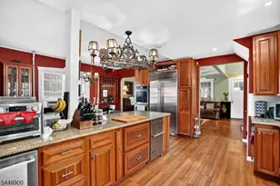 90 7th St, Ridgefield, NJ 07660 - Photo 9