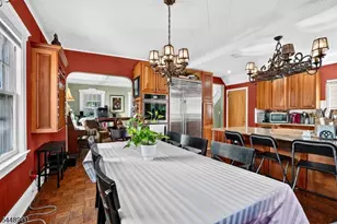 90 7th St, Ridgefield, NJ 07660 - Photo 7
