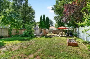 90 7th St, Ridgefield, NJ 07660 - Photo 25