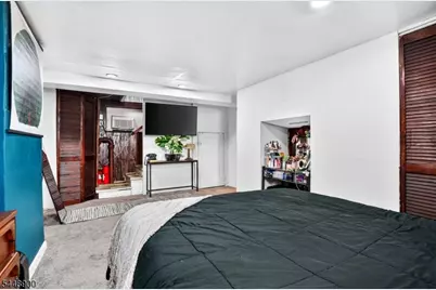 90 7th St, Ridgefield, NJ 07660 - Photo 5