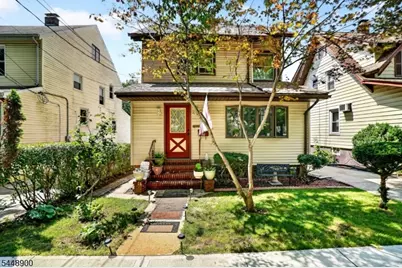 90 7th St, Ridgefield, NJ 07660 - Photo 1