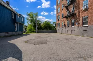 133 N Maple Ave, East Orange, NJ 07017 - Photo 17