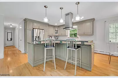 195 Old Somerset Rd, Watchung, NJ 07069 - Photo 17