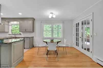 195 Old Somerset Rd, Watchung, NJ 07069 - Photo 13