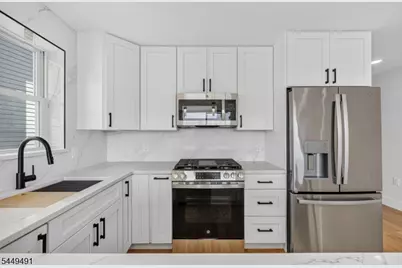62 Hillside Ave #1, Newark, NJ 07108 - Photo 9