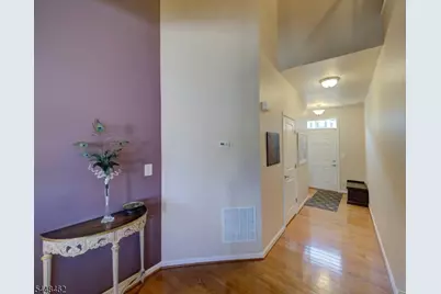 50 Washington Square Cir, Washington Boro, NJ 07882 - Photo 5