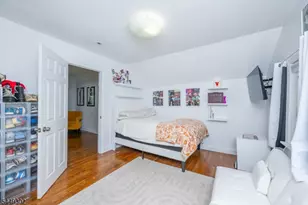 160 Mt Vernon St, Ridgefield, NJ 07660 - Photo 13