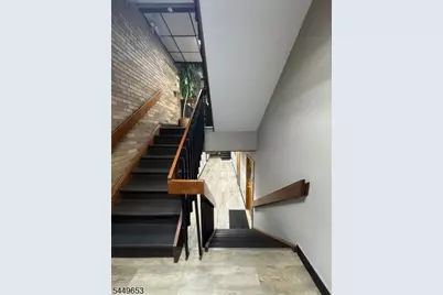 330 Livingston Ave, New Brunswick, NJ 08901 - Photo 21