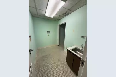 330 Livingston Ave, New Brunswick, NJ 08901 - Photo 15