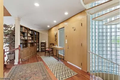 72 Washington Valley Rd, Morris Township, NJ 07960 - Photo 5