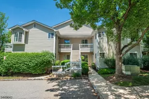 31 Sage Ct Ondo, Bedminster Township, NJ 07921 - Photo 5