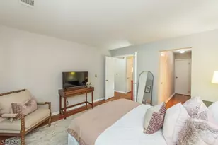 31 Sage Ct Ondo, Bedminster Township, NJ 07921 - Photo 23