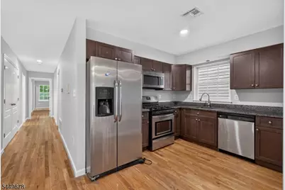 312 Orange St, Newark, NJ 07103 - Photo 9