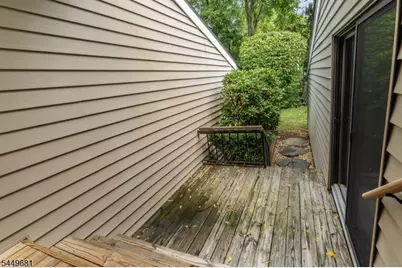 133 Overlook Dr, Union Township, NJ 08809 - Photo 19