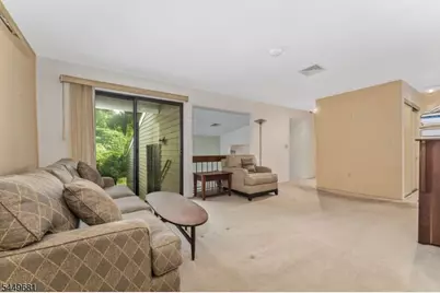 133 Overlook Dr, Union Township, NJ 08809 - Photo 5