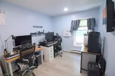 385 Fairmount Ave, Newark, NJ 07103 - Photo 7