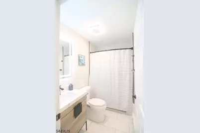 385 Fairmount Ave, Newark, NJ 07103 - Photo 9
