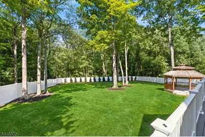 62 Wynnewood Rd, Livingston, NJ 07039 - Photo 45