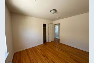 12 Halleck St, Newark, NJ 07104 - Photo 5