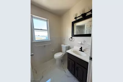 12 Halleck St, Newark, NJ 07104 - Photo 7