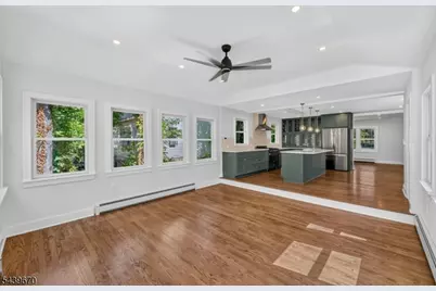 129 W Oak St, Bernards Township, NJ 07920 - Photo 15