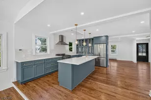 129 W Oak St, Bernards Township, NJ 07920 - Photo 11