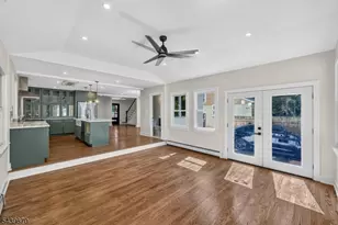 129 W Oak St, Bernards Township, NJ 07920 - Photo 17