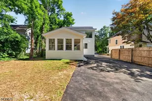 129 W Oak St, Bernards Township, NJ 07920 - Photo 43